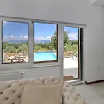 Demare With Heated Pool, Free Evc Station Lovinac (Zadar)