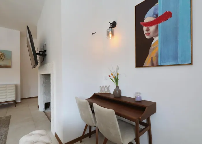 Demare With Heated Pool, Free Evc Station * Lovinac (Zadar)