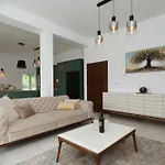Demare With Heated Pool, Free Evc Station