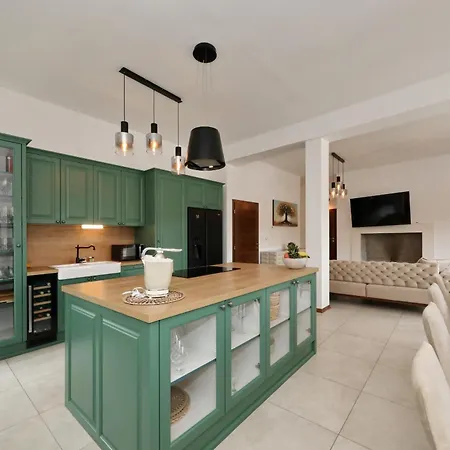 Demare With Heated Pool, Free Evc Station * Lovinac (Zadar)