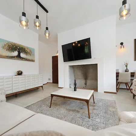 Demare With Heated Pool, Free Evc Station Ferienhaus