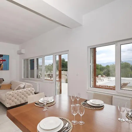 Demare With Heated Pool, Free Evc Station * Lovinac (Zadar)