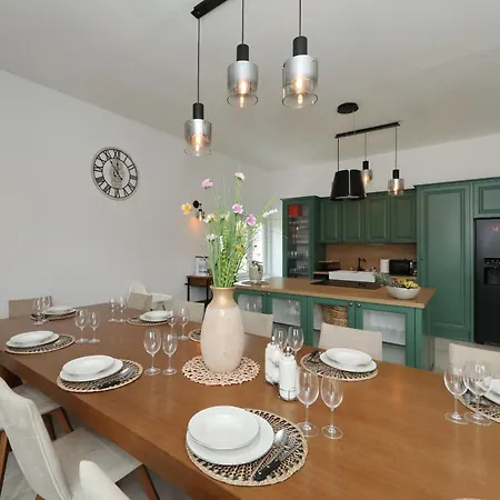 Ferienhaus Demare With Heated Pool, Free Evc Station Lovinac (Zadar)