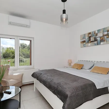 Ferienhaus Demare With Heated Pool, Free Evc Station