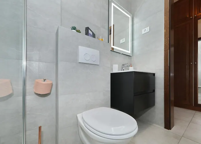 Demare With Heated Pool, Free Evc Station * Lovinac (Zadar)